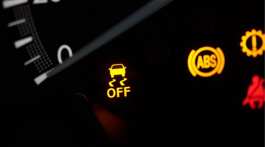 Was ist ESP? Bedeutung und Funktion im Auto